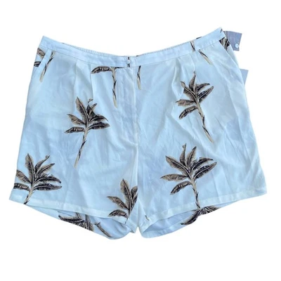 New Worthington Women Palm Tree Cream Pleated Front Casual Shorts Size 2X - Image 1 of 4
