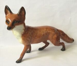 Large Beswick Black Tailed Red Fox 9” x 5” Small Flaw