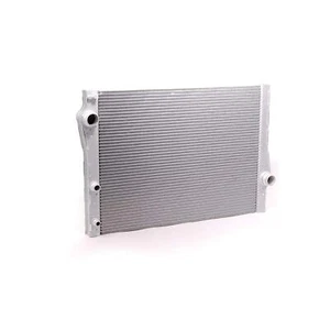 BMW X5 PRIMARY RADIATOR CLOSEST TO ENGINE 3.0 PETROL N55 E70 17117533472 - Picture 1 of 3