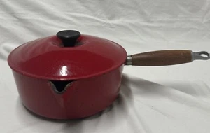 Le Creuset Saucepan Pan Red Cast Iron Enamel 22” Pan with lid - Picture 1 of 11