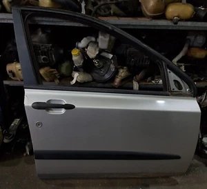 PORTA ANTERIORE DX FIAT STILO (2C) (01-03) 1.9 JTD 85KW SW 5P/D C.M.192A1000 - Picture 1 of 4