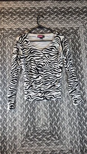 Say What? womens long sleeve cardigan,Zebra print size Large VTG y2k preppy - Picture 1 of 7