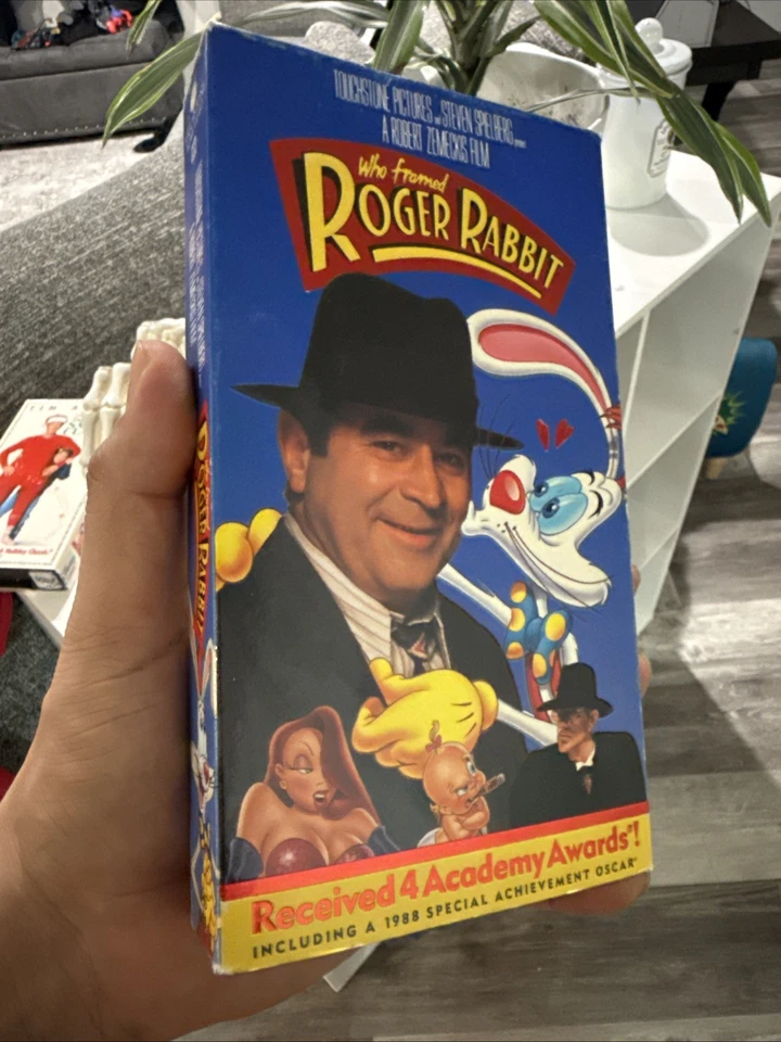 Who Framed Roger Rabbit (VHS, 1997) - Image 1 of 4