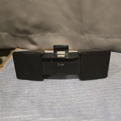 iLuv IMM286 Vibro Alarm Clock iPod Dock Aux Input - Image 1 of 4