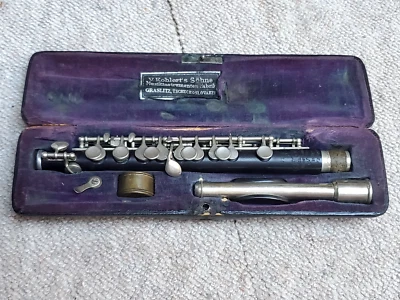 Very nice, used wooden Boehm piccolo flute in "C"  "V. Kohlert  Söhne Graslitz" - Image 1 of 4