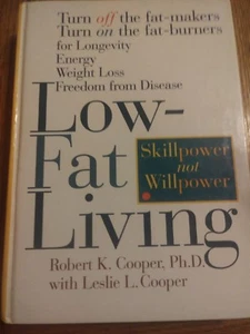 Low Fat Living by Robert Cooper Hardcover English 1996 Health Recipes Reference - Foto 1 di 2