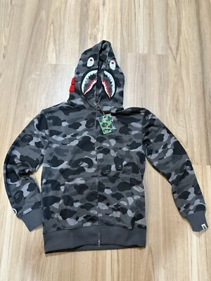 suéter bape Foto 1 de 4