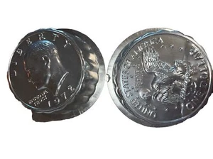 1972 Silver Dollar Eisenhower Cake/Jello/Chocolate Aluminum Mold - Picture 1 of 9