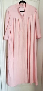 Vanity Fair Women's Full length robe,XL,Pink - Picture 1 of 6