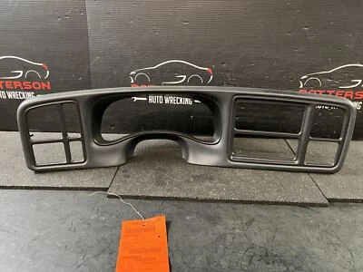 99-02 GMC SIERRA 1500 DASH SPEEDOMETER INSTRUMENT GAUGE CLUSTER BEZEL TRIM - Image 1 of 4