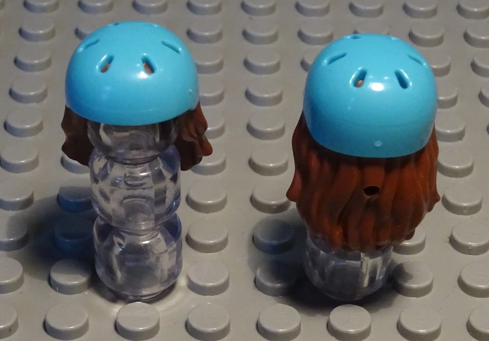 Lego Figur Zubehör Helm Türkis mit Haar new Braun - Bild 1 von 1