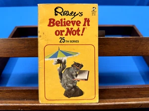 Ripley's Believe it or Not!, 25th Series, 1977, Vintage Paperback - Picture 1 of 6