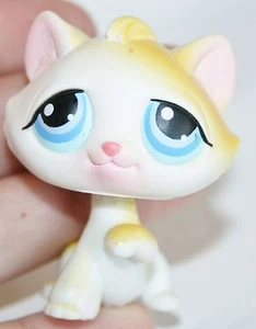 Juguete Littlest Pet Shop blanco y amarillo ojos azules de gato #52 LPS - Imagen 1 de 2