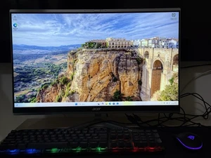 Acer Aspire C24-1650 23,8" (256GB SSD, Intel Core i5 11a Gen., 8GB, Windows 11 - Imagen 1 de 8