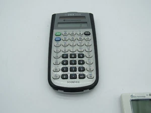 Texas Instruments TI-36X Wissenschaftlicher Taschenrechner Solar mit Deckel - Bild 1 von 3