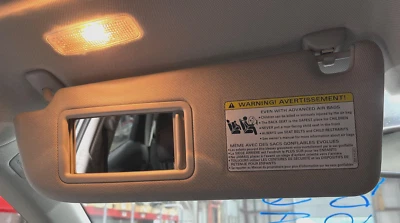 Audi A6 2015 fabricante de equipos originales lado izquierdo del conductor parasol gris 2012-2014 Foto 1 de 2