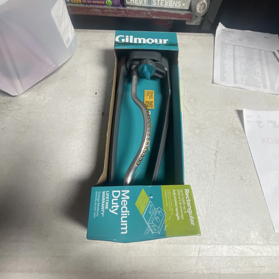 Aspersor oscilante con base de trineo de plástico Gilmour 3600 m² ft. Foto 1 de 1