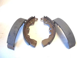 B586 NJA BRAKE 85-90 CHEVROLET SPRINT SUZUKI FORSA 586RP REAR BRAKE SHOES - Picture 1 of 1