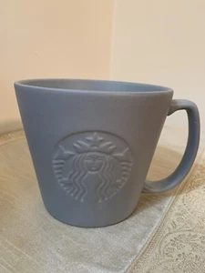 2020 Starbucks Embossed Matte Gray Siren Mug 16oz Grande EUC - Bild 1 von 19