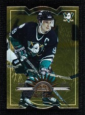 1997-98 Leaf Fractal Matrix Die-Cut Paul Kariya #6 HOF