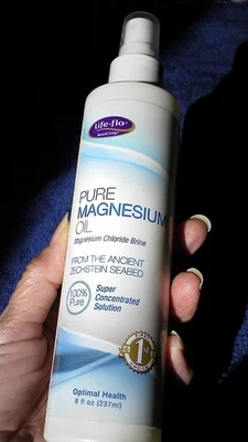 Spray de aceite de magnesio puro Life-Flo 8 oz Foto 1 de 4