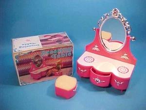 VINTAGE MIRRORED DRESSING TABLE for FASHION DOLLS * NEW IN BOX HONG KONG #1690 - Picture 1 of 1