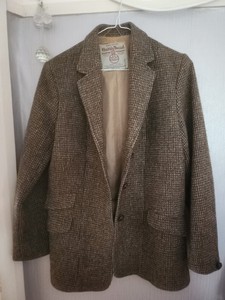 Vintage Tweed Jacket in Women's Coats 