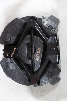 2013-2019 FORD ESCAPE FACTORY JACK IN FOAM #080750-1B - Image 1 of 2