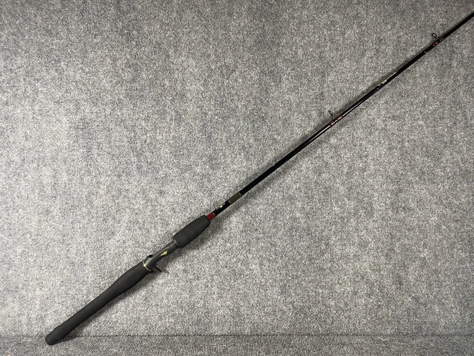 VTG Fenwick Eagle GLC 6’6” Triggerstik Casting Rod 3/8–1oz 10–20lb ET66MH BEAUTY - Image 1 of 4