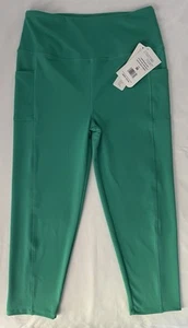 STARTING POINT Women's Green PERFORMANCE CAPRI Athletic Pants Sz. M With Pockets - Picture 1 of 4