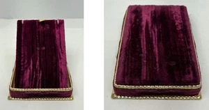 ANTIKE DUNKELLILA / FUCHSIA SAMT SCHMUCK VITRINE FÜR OHRRINGE (B461) - Bild 1 von 10