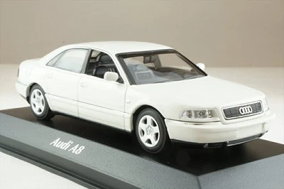 Maxichamps 1/43 Audi A8 1999 modello pressofuso bianco - Immagine 1 di 2