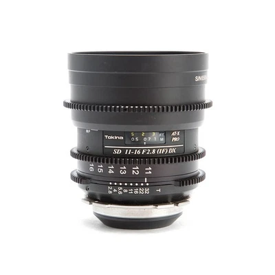 Lente de cine Tokina 11-16 mm T 2,8 ATX Pro DX II para montaje Arri PL (desarrollada por D Foto 1 de 4