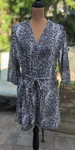 Pigiama Rene Rofe L kimono stampa ghepardo abito corto nero bianco cintura interna cravatta - Foto 1 di 19