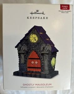 2018 Halloween Ghostly Mausoleum Magic Cord Light Hallmark Keepsake Ornament New - Picture 1 of 4