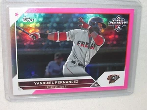 Yanquiel Fernández * Debut Topps Pro 2023 * Lámina fucsia * 101/199 * Rockies - Imagen 1 de 5