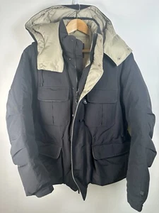 Daiwa Pier Down Jacket With Detachable Hood And Sleeves Uk Mens Small - Picture 1 of 13
