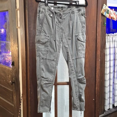 Pantalones capri cargo Buffalo para mujer talla 29 cremallera en los tobillos usados en excelente estado Foto 1 de 4