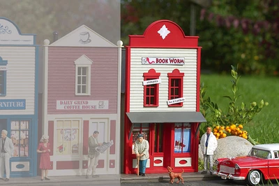 Piko 62724 G Scale Qwik-Kit Book Worm Book Shop Kit - Image 1 of 3