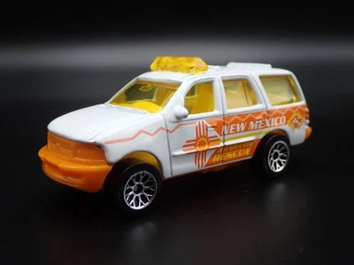 2003 - 2006 Ford Expedition Nuovo Mexico Rio Salvataggio 1:64 Modello Auto - Immagine 1 di 4