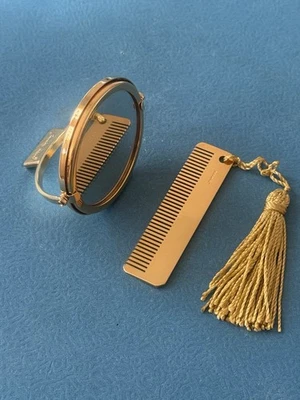 Juego de borlas peine espejo dorado vintage de diseñador italiano JUDITH LEIBER en bolsa Foto 1 de 4