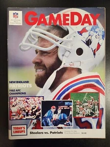 Game Day Magazine Pittsburgh Steelers vs New England Patriots 1986 NFL - Picture 1 of 3