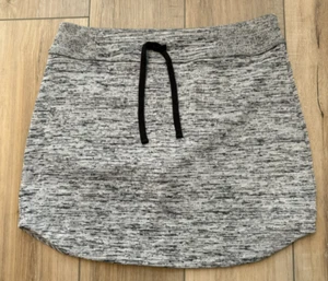 Athleta Downplay Mini Skirt Size Medium Heather Gray Drawstring Elastic Waist - Picture 1 of 7