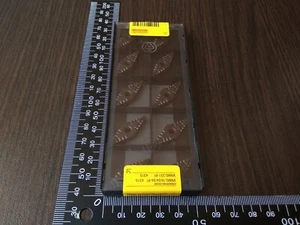 SANDVIK VNMG 160404-PF 4315 / VNMG 331-PF 4315 10 PCS Original carbide inserts - Picture 1 of 3
