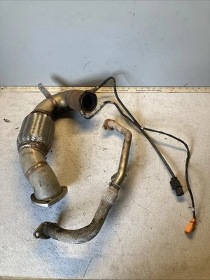 2009-2012 VOLKSWAGEN JETTA 2.0L DIESEL EXHAUST EGR INTAKE TUBE LINE PIPE OEM Foto 1 de 3