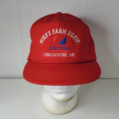 Mike's Farm Equip. Chapéu Snapback Zetor Tractors Masculino Vermelho Chillicothe Logotipo Ohio - Imagem 1 de 4