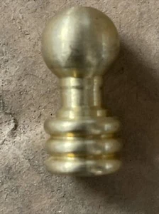 New Distinctive Unfinished Brass Pawn Chess Piece Lamp Finials 1/4-27 Thread - Imagen 1 de 10