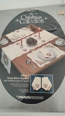 Juego de 4 servilletas XStitch Paragon Needlecraft The Christmas Collection #6352 / Foto 1 de 2