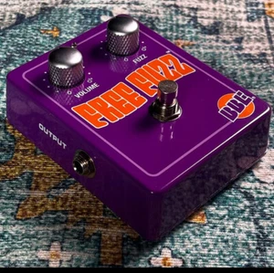 BBE Free Fuzz 1960er Stil Dynamisches Fuzz Effekpedal für Gitarre mit Box & Netzteil! - Bild 1 von 7