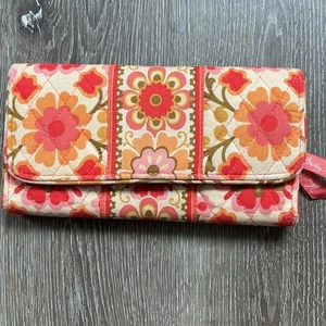 Vera Bradley Folkloric Tri-Fold Pink Orange Floral Retired Print Wallet - Picture 1 of 9